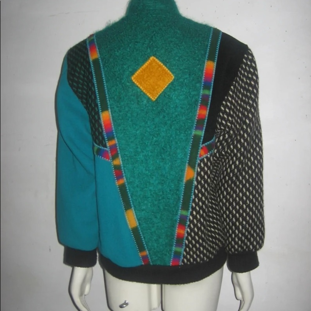 Coloratura Jacket - Picture 3 of 5
